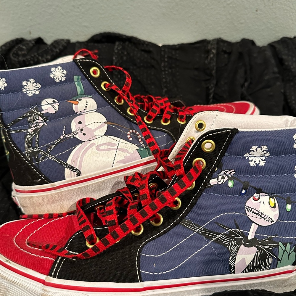 Limited Edition! Disney Nightmare Before Christmas Vans Sneakers - Hightops